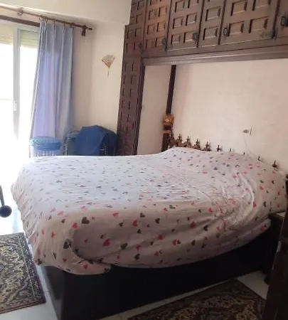 Apartamento Edificio Paola V Calle Pintor Sorolla 18, Verdiep 5, Deur 3 *